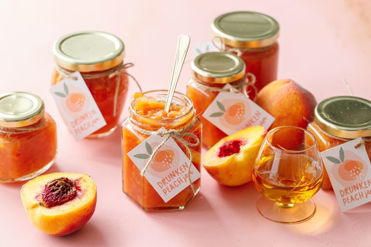 Delicious and healthy peach-based dishes